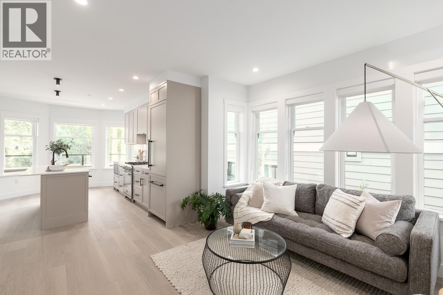 1967 NAPIER STREET, Vancouver