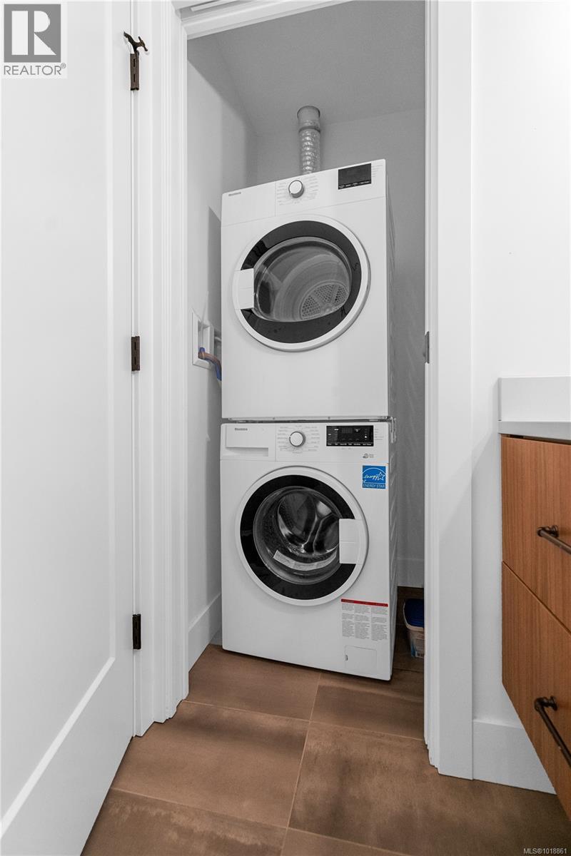 #201 515 CHATHAM ST - 14