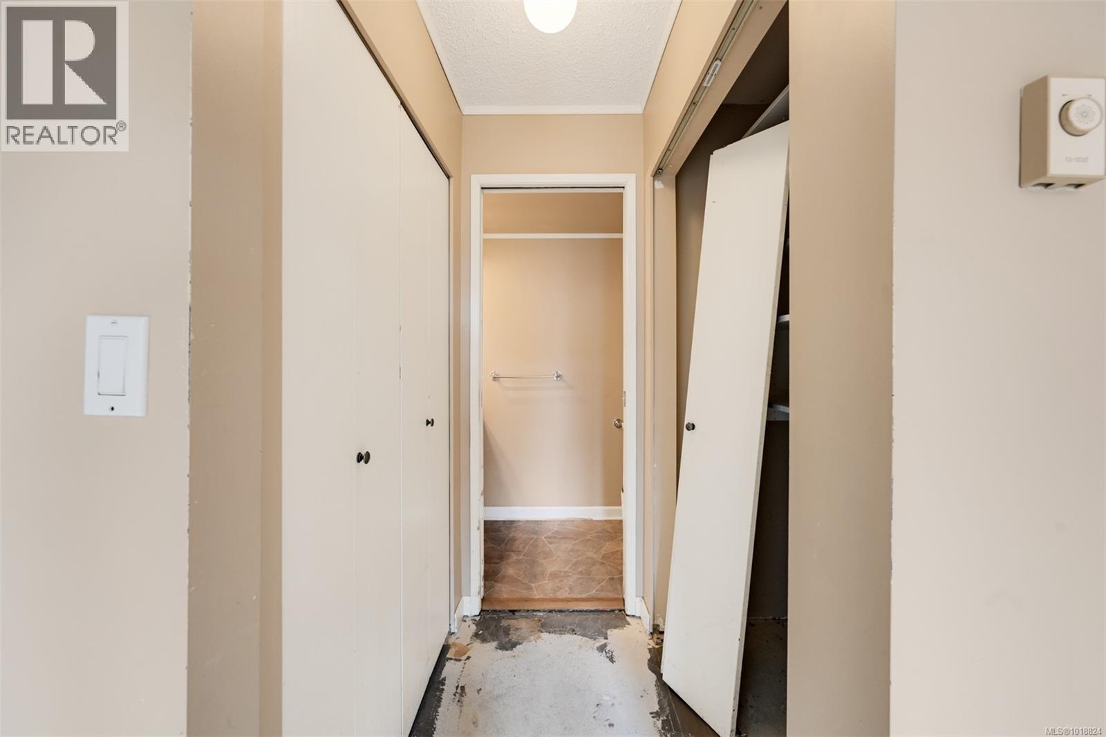 #307 1012 COLLINSON ST - 18