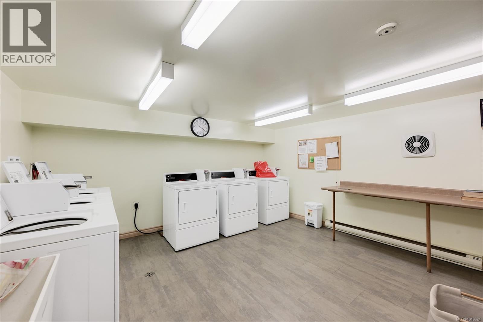 #307 1012 COLLINSON ST - 27