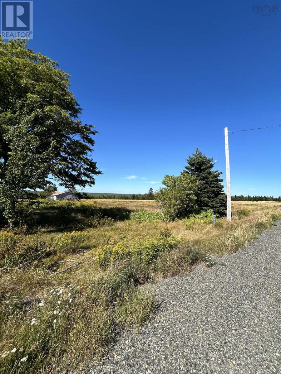 Property 4 of 35 of 5715 Wentworth Collingwood Road