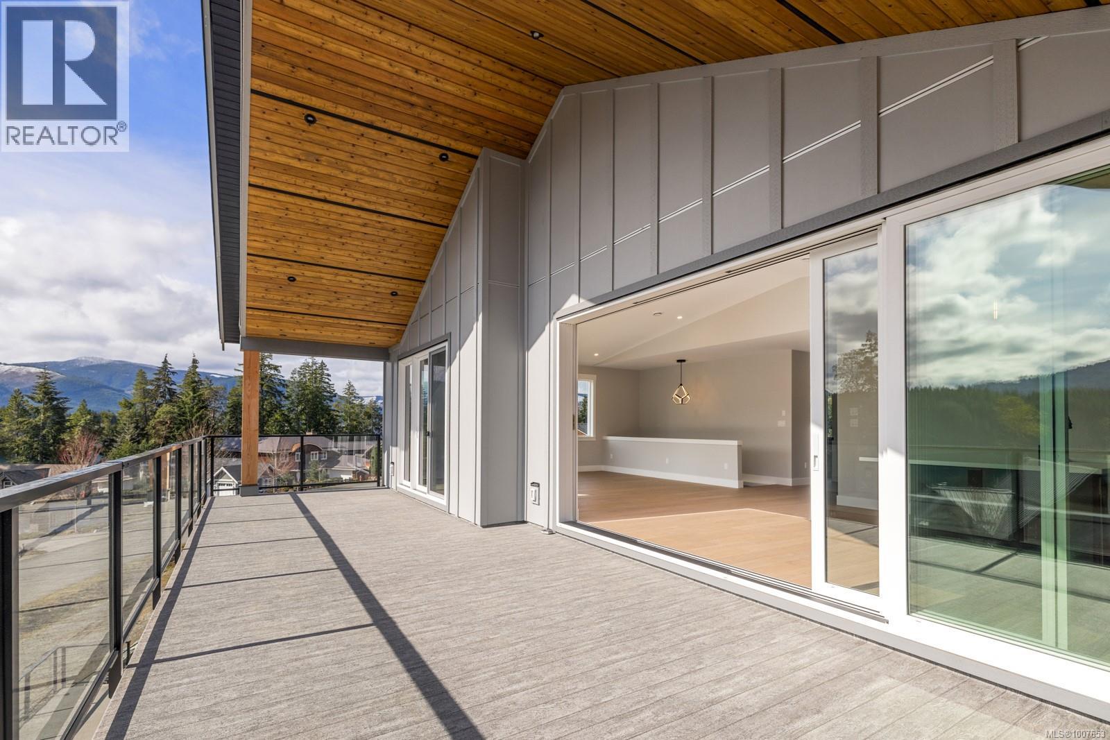 9394 Lakefront Rise, Lake Cowichan