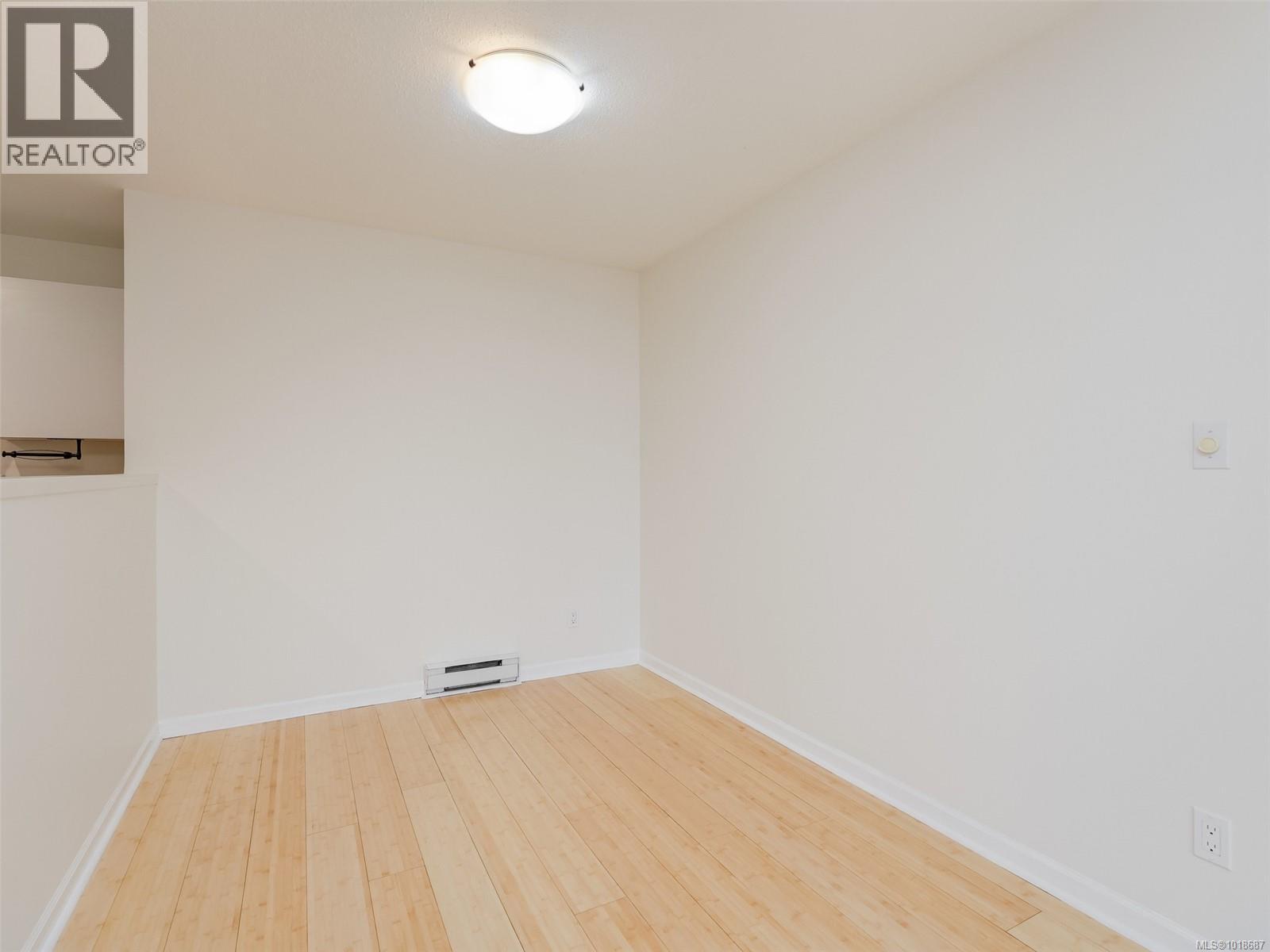 #405 2529 WARK ST - 13