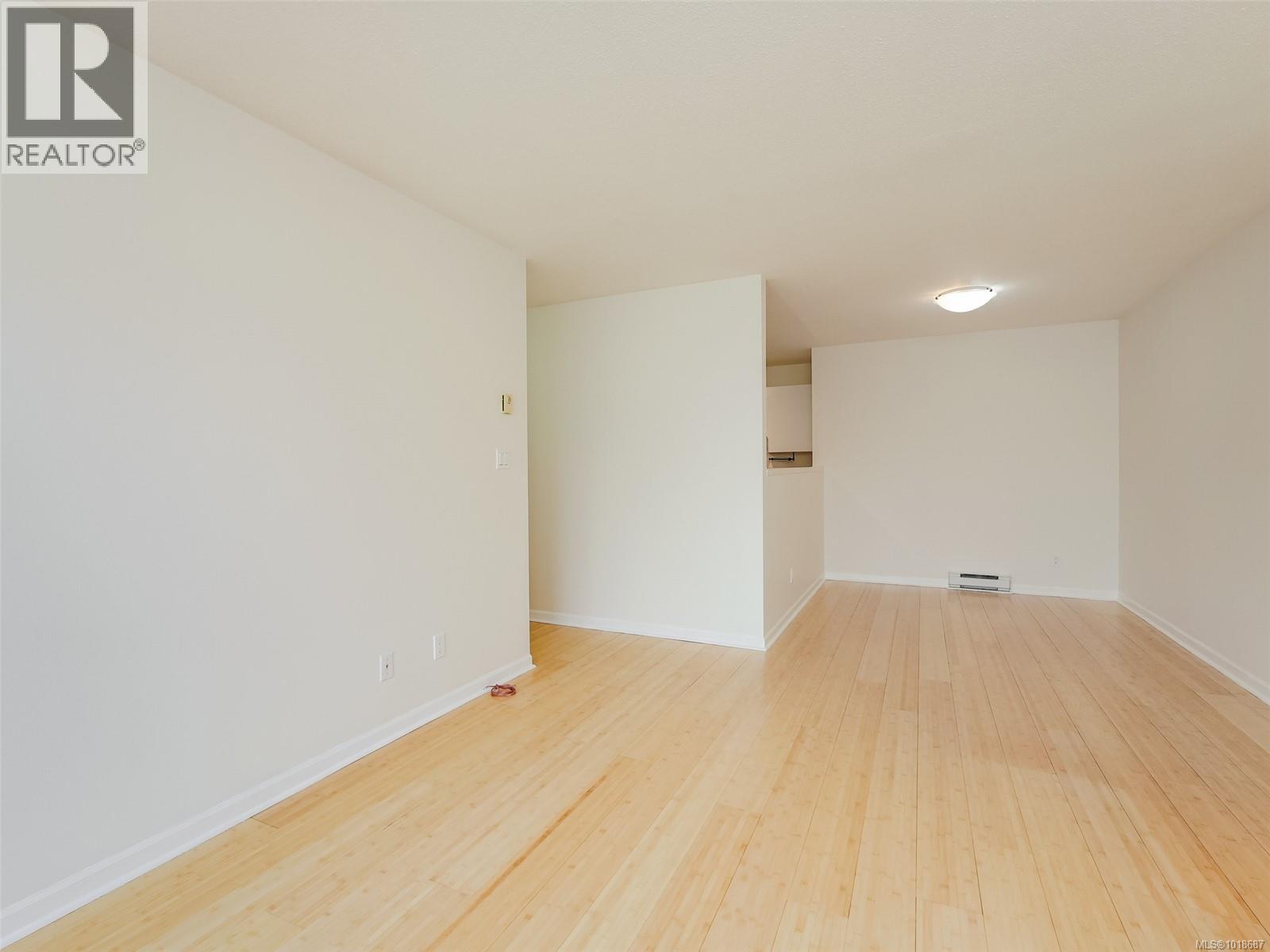 #405 2529 WARK ST - 10