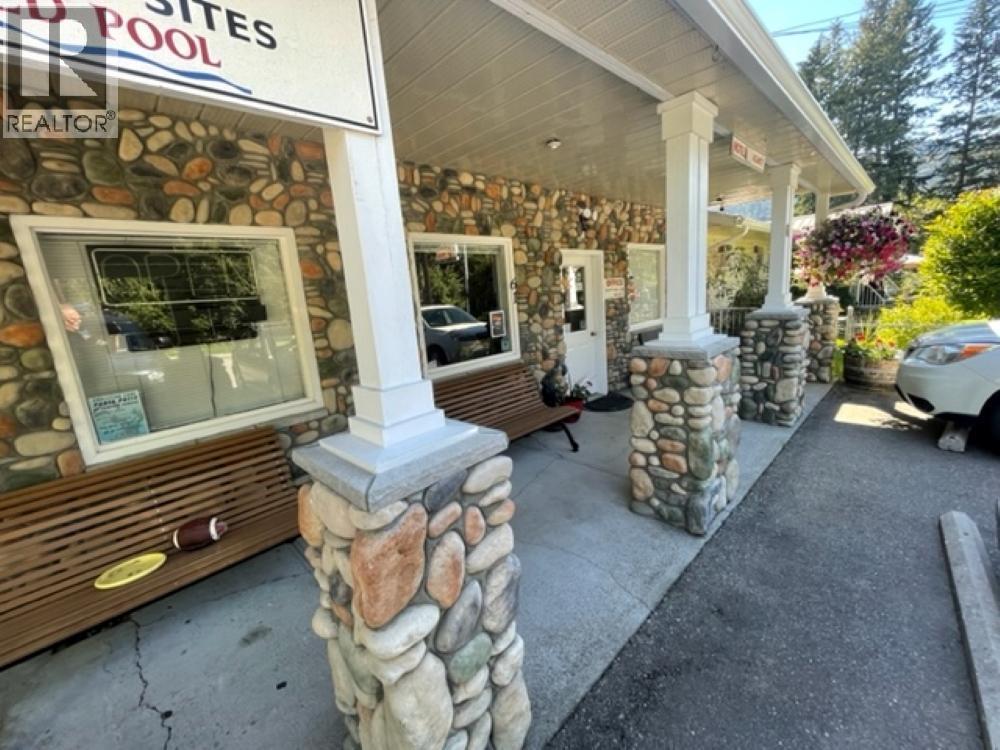  61 KINGSLEY Road, Christina Lake