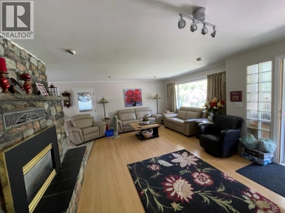  61 KINGSLEY Road, Christina Lake