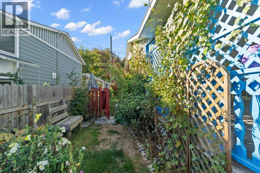  7150 49 Street Northeast, Salmon Arm