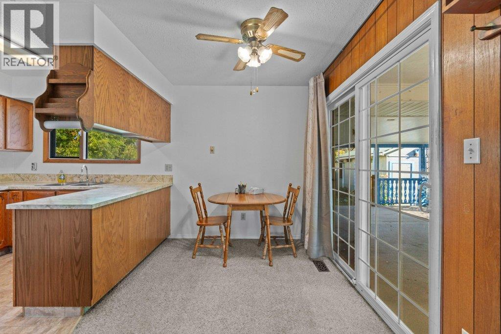  7150 49 Street Northeast, Salmon Arm