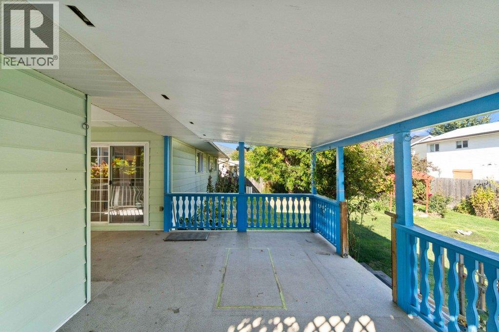  7150 49 Street Northeast, Salmon Arm