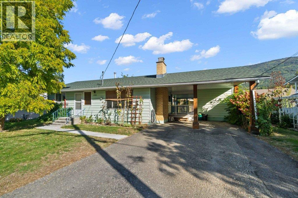  7150 49 Street Northeast, Salmon Arm