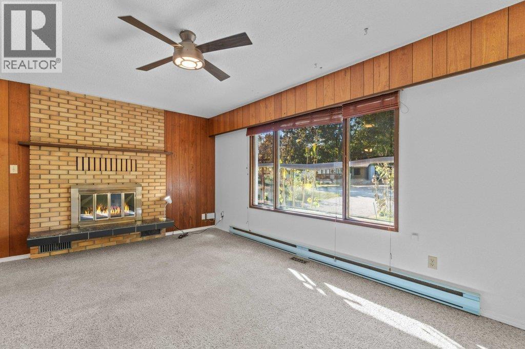  7150 49 Street Northeast, Salmon Arm