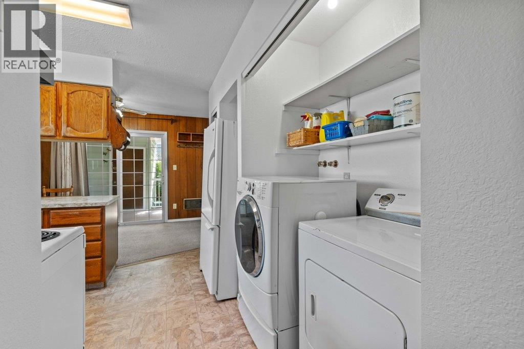  7150 49 Street Northeast, Salmon Arm