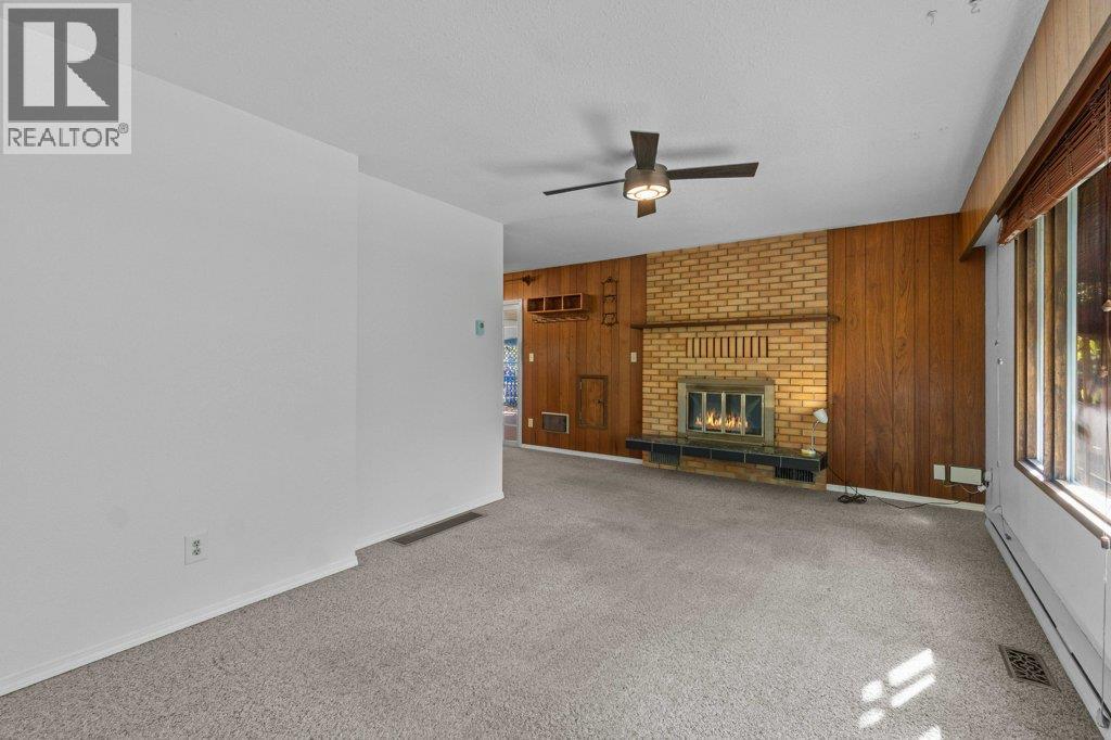  7150 49 Street Northeast, Salmon Arm