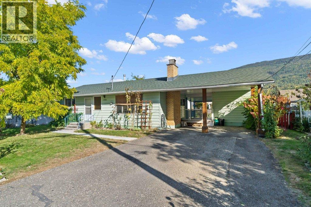  7150 49 Street Northeast, Salmon Arm