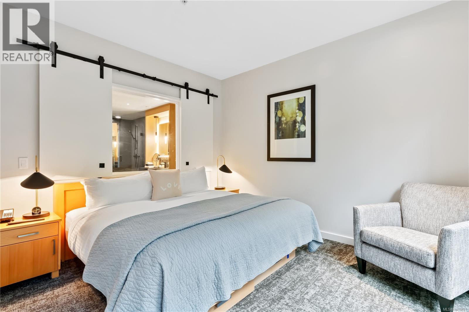 222 596 Marine Dr, Ucluelet