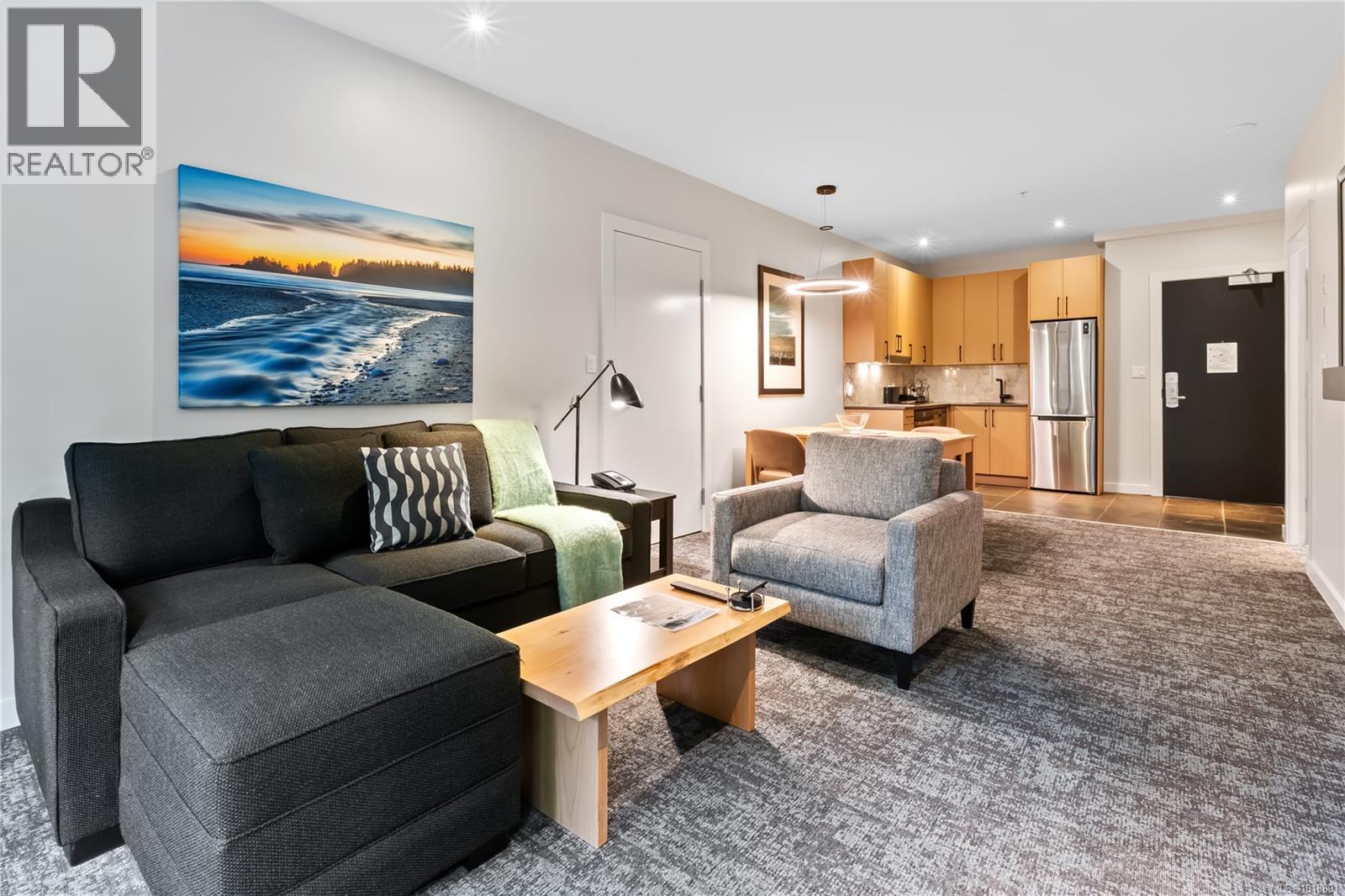 222 596 Marine Dr, Ucluelet