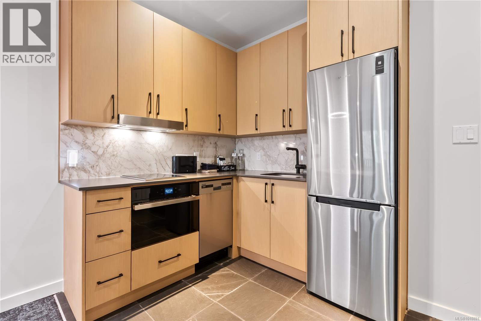 222 596 Marine Dr, Ucluelet