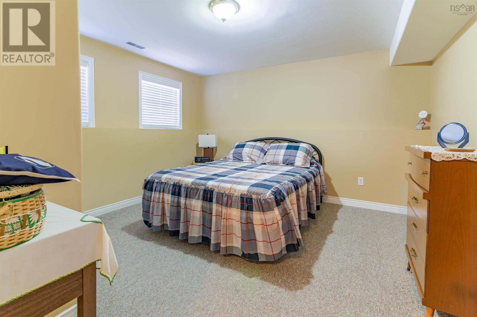 Property 27 of 49 of 3 Acadia Dr