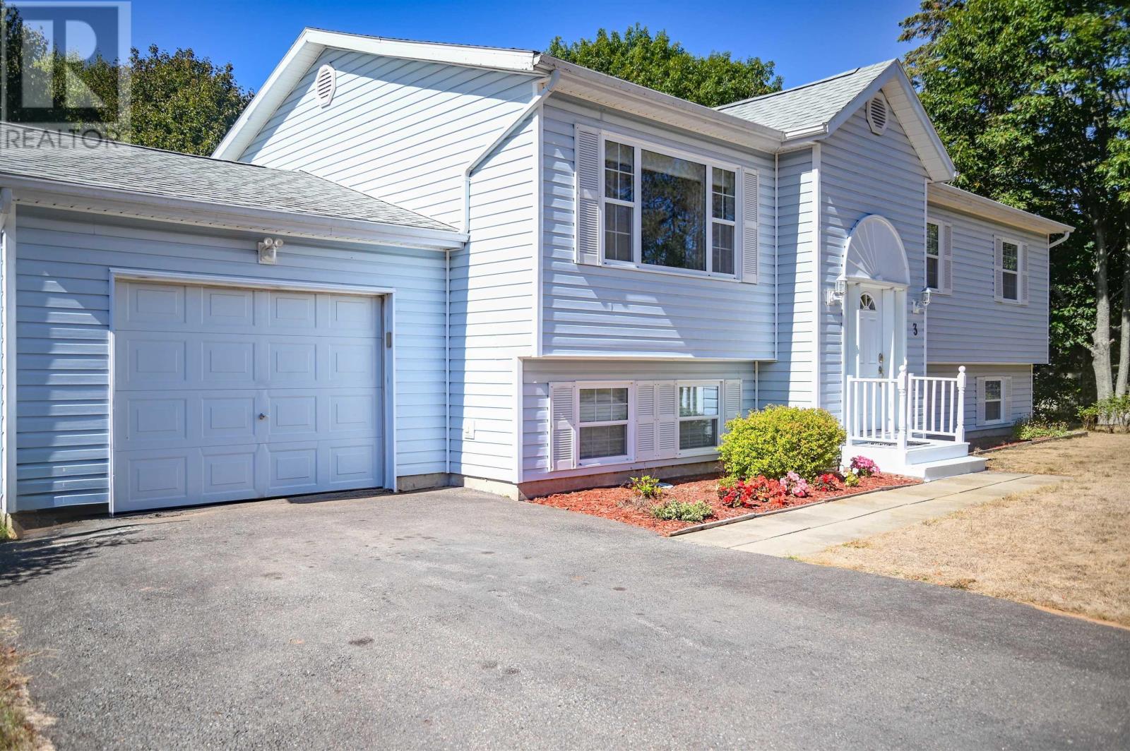 Property 38 of 49 of 3 Acadia Dr