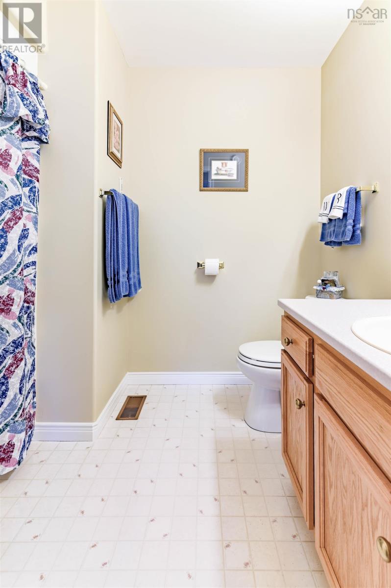 Property 21 of 49 of 3 Acadia Dr