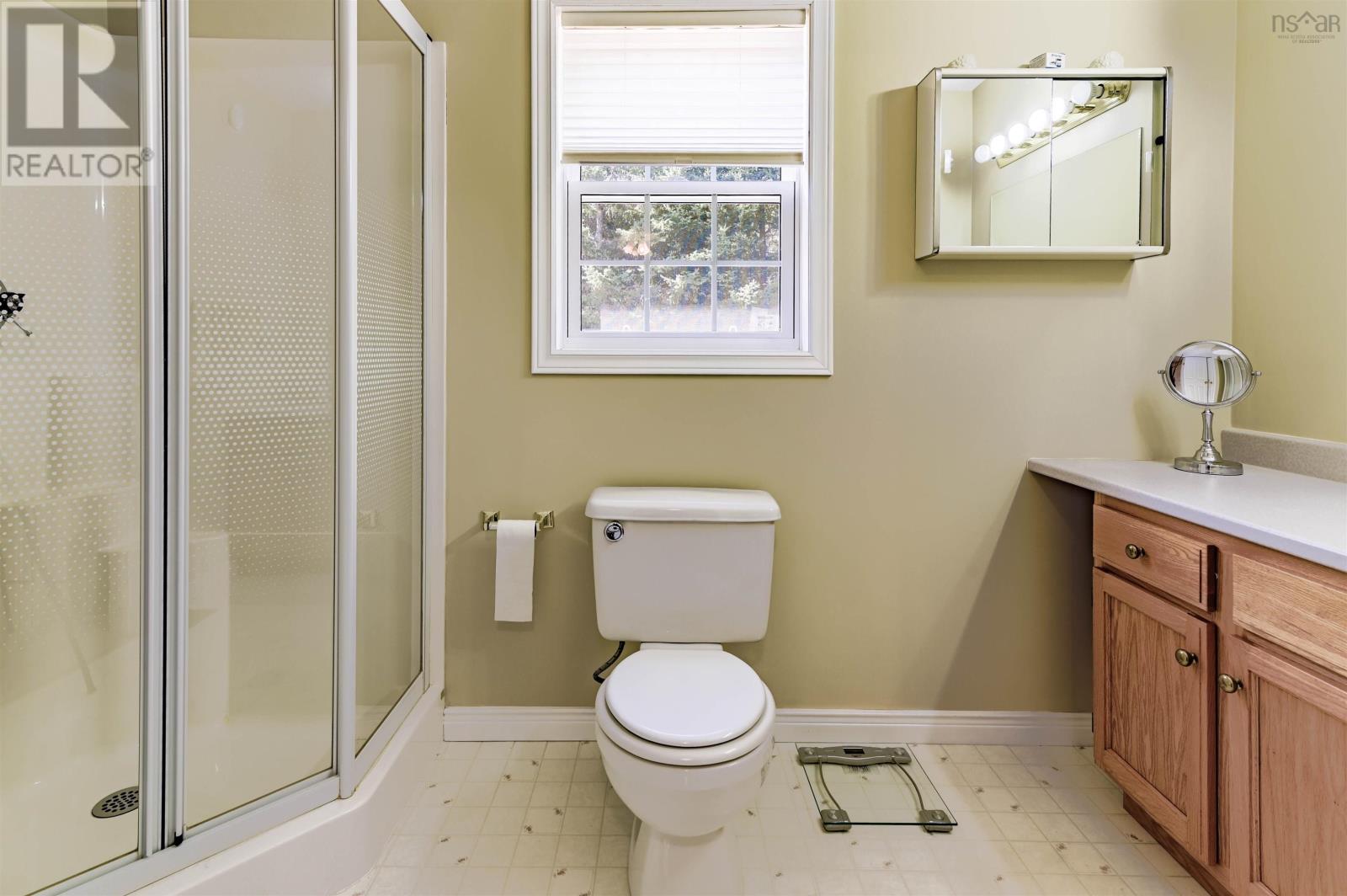 Property 25 of 49 of 3 Acadia Dr