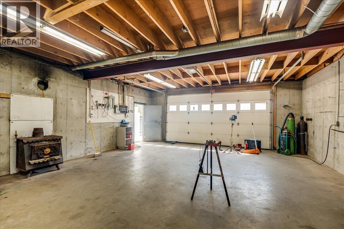 5270 Callbeck Road, Nelson