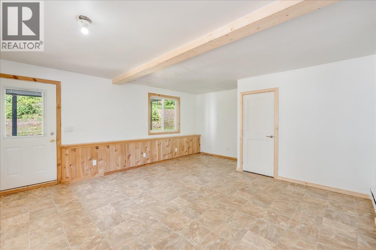 5270 Callbeck Road, Nelson