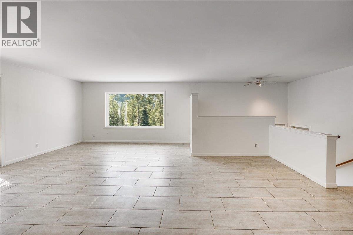 5270 Callbeck Road, Nelson