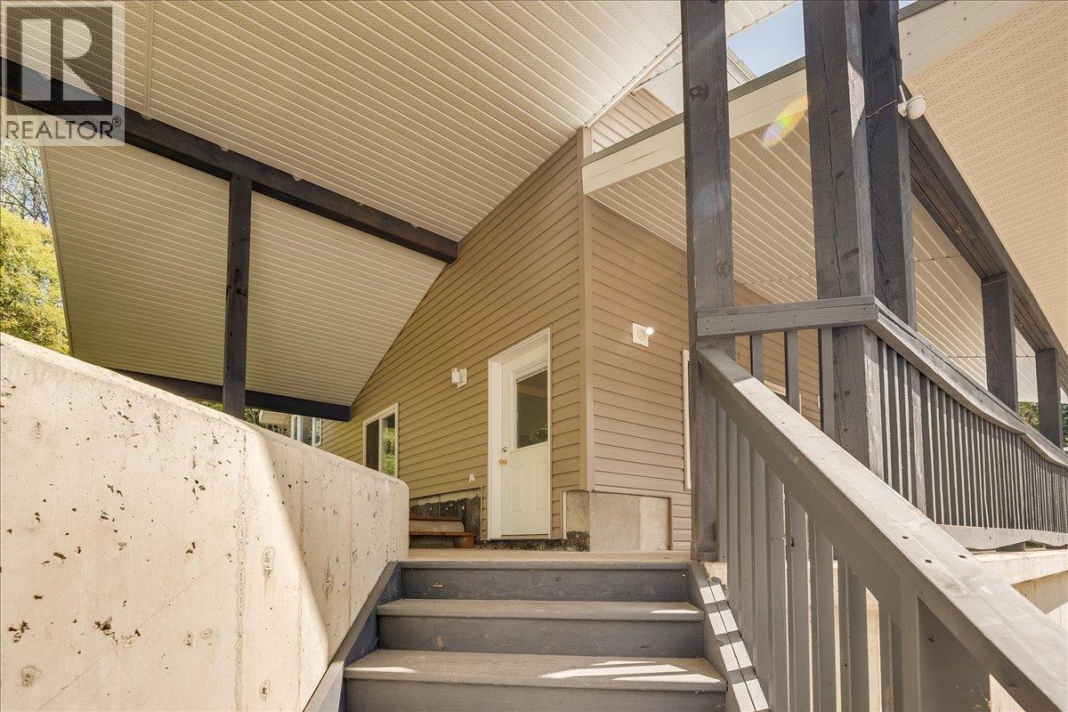 5270 Callbeck Road, Nelson