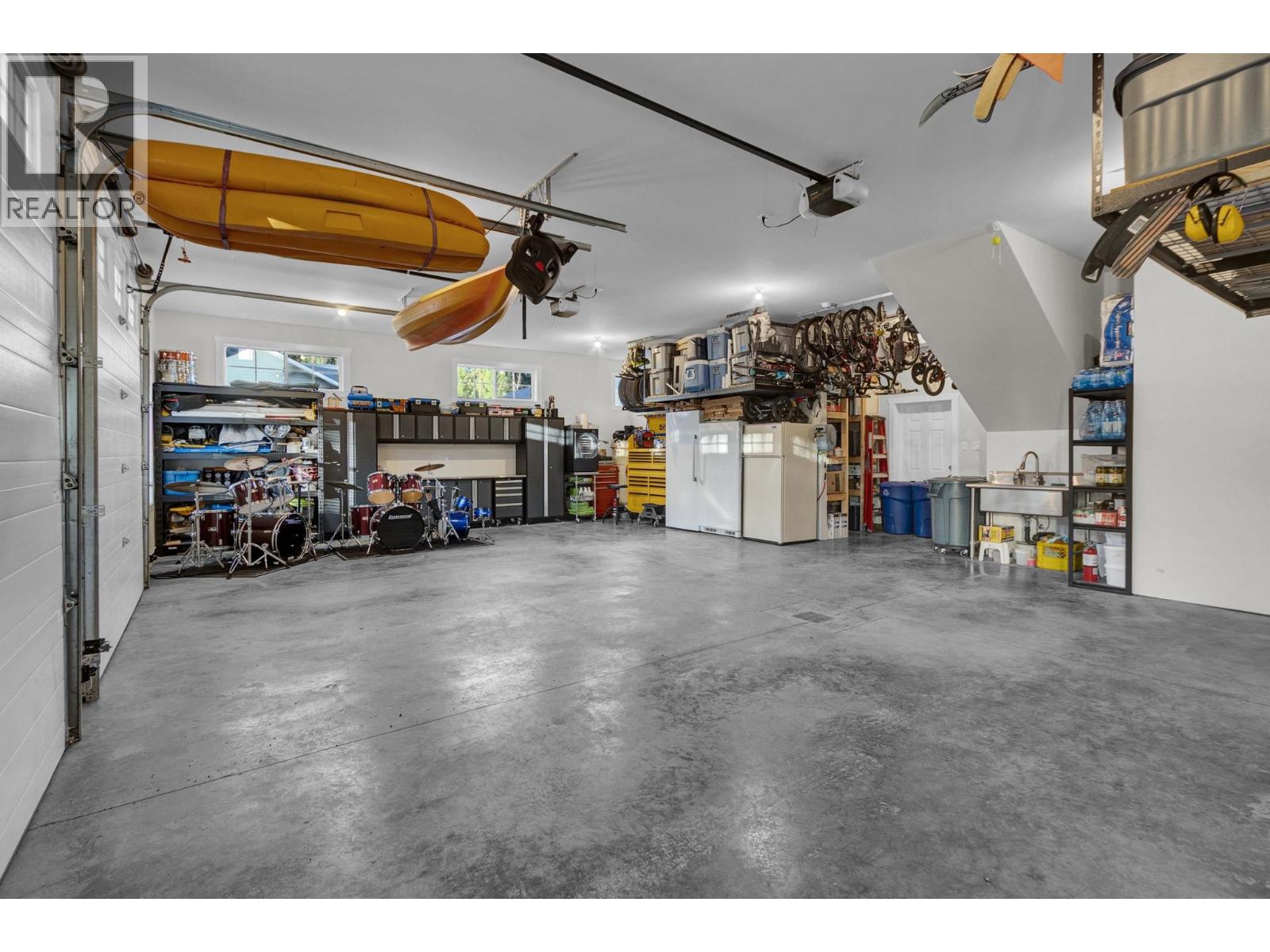 5226 CRANBROOK HILL ROAD, Prince George