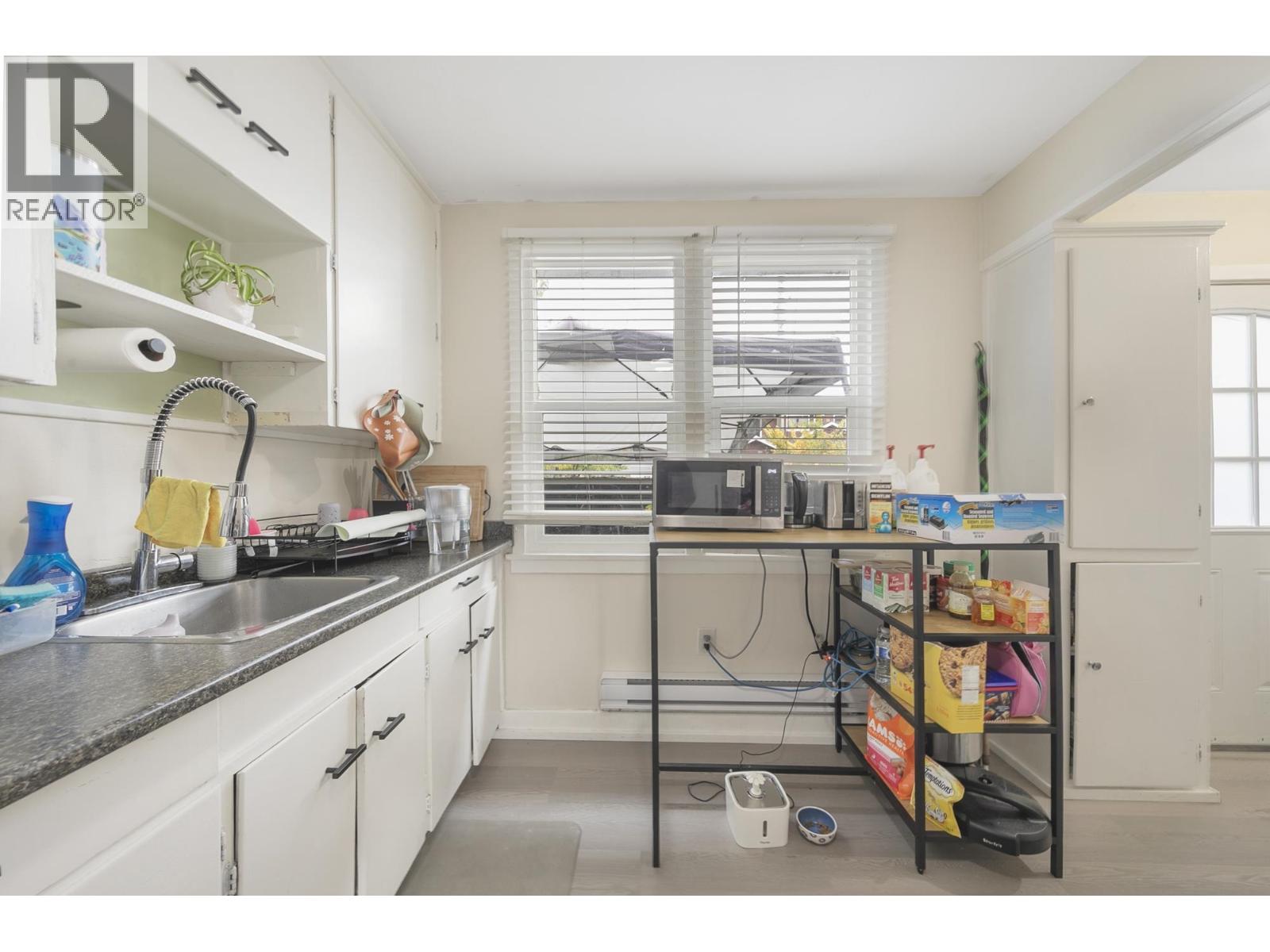 2251 WELLINGTON Crescent, Richmond