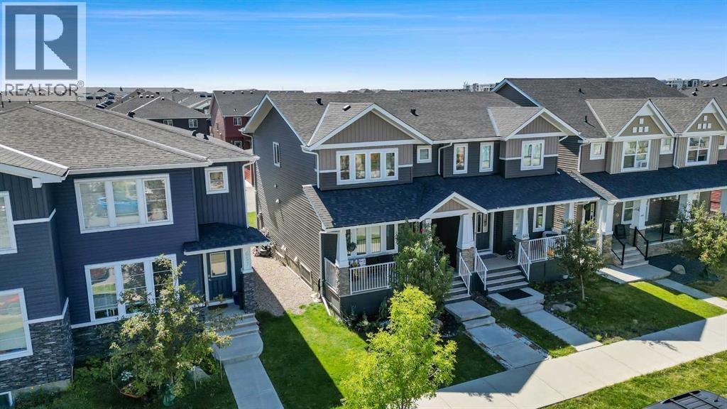 Single Family House for Sale in  Redstone Drive NE Redstone Calgary 