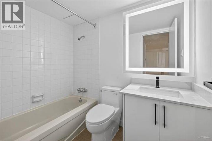 #121-8511 ACKROYD Road, Richmond