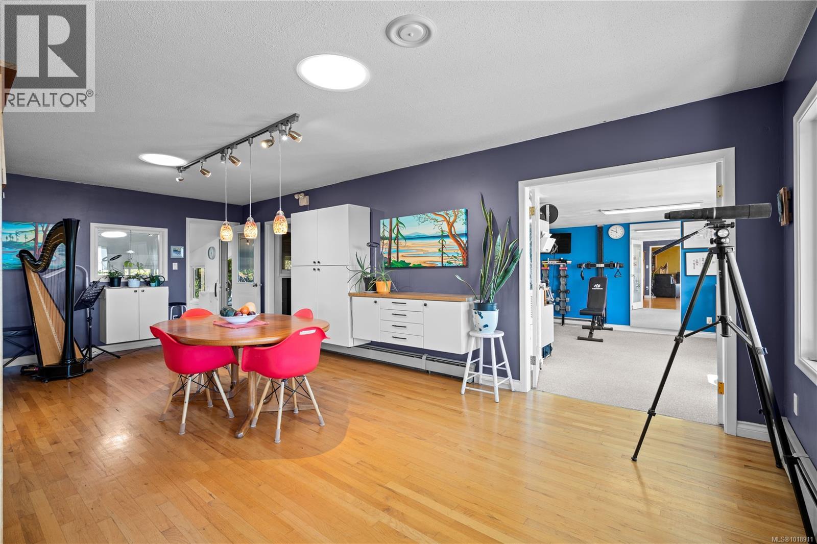  4490 Shore Way, Saanich