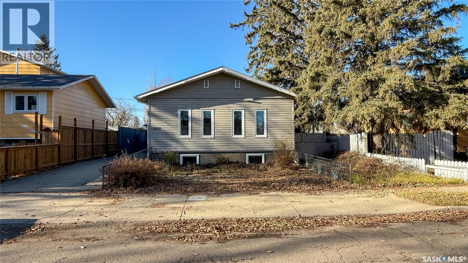 1681 104th STREET - Photo 2 of 20, North Battleford, Saskatchewan