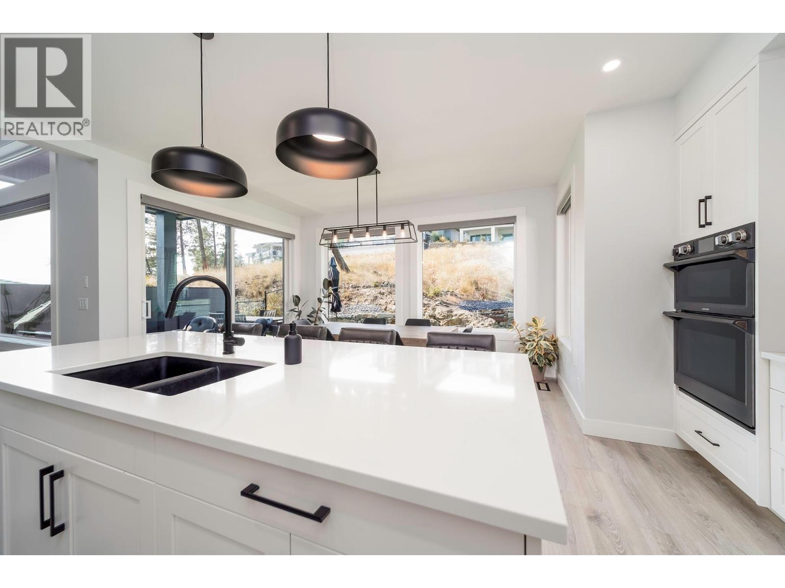  154 Echo Ridge Drive, Kelowna