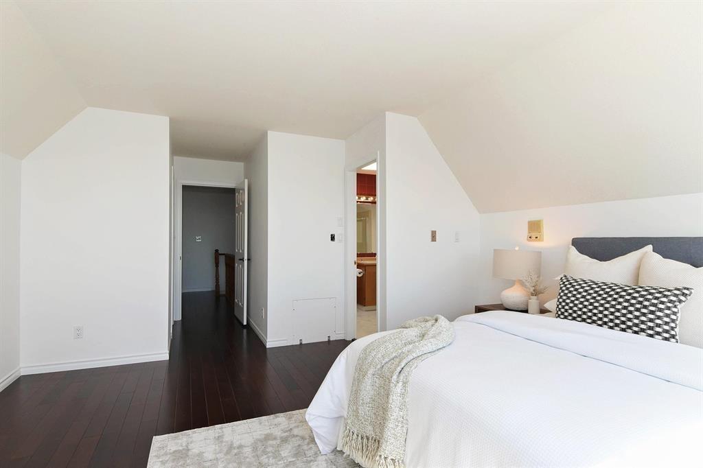 14815 HARDIE AVENUE, White Rock