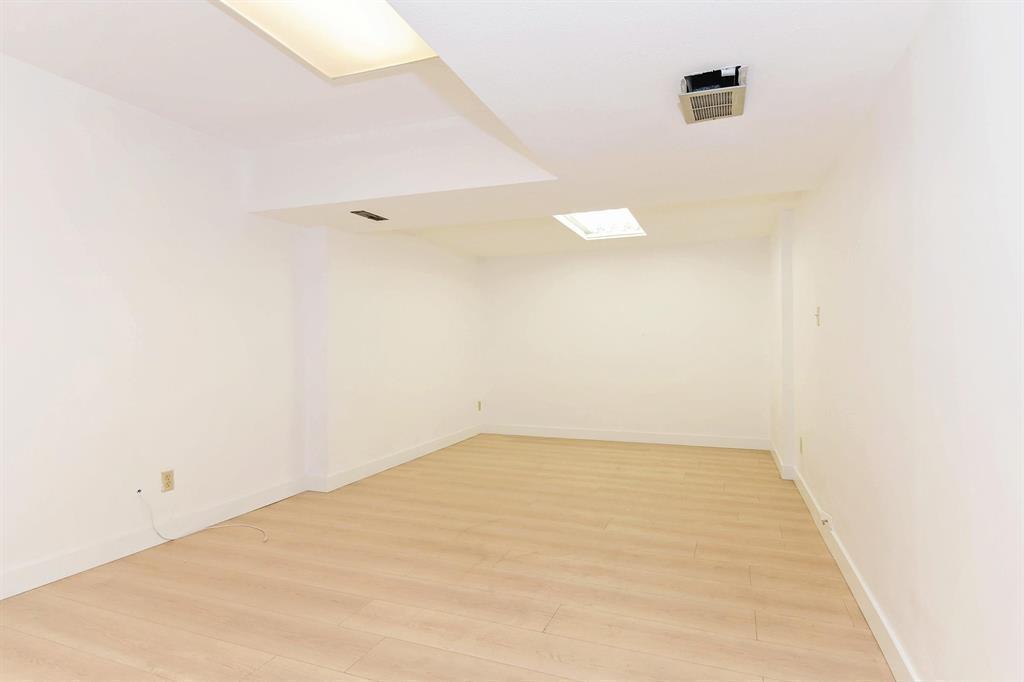 14815 HARDIE AVENUE, White Rock