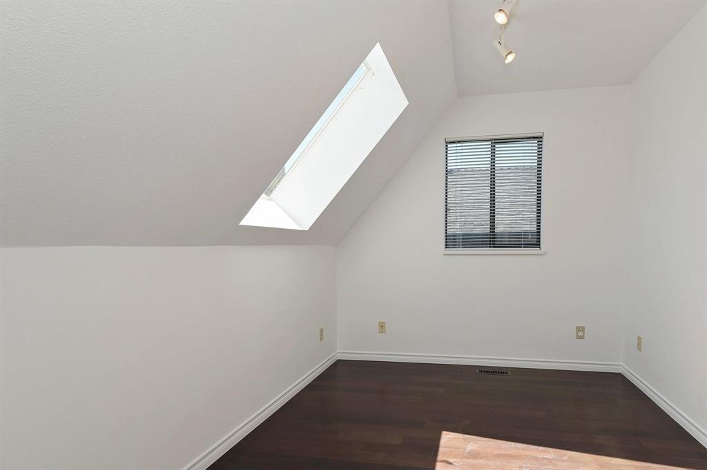 14815 HARDIE AVENUE, White Rock