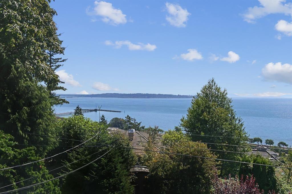 14815 HARDIE AVENUE, White Rock