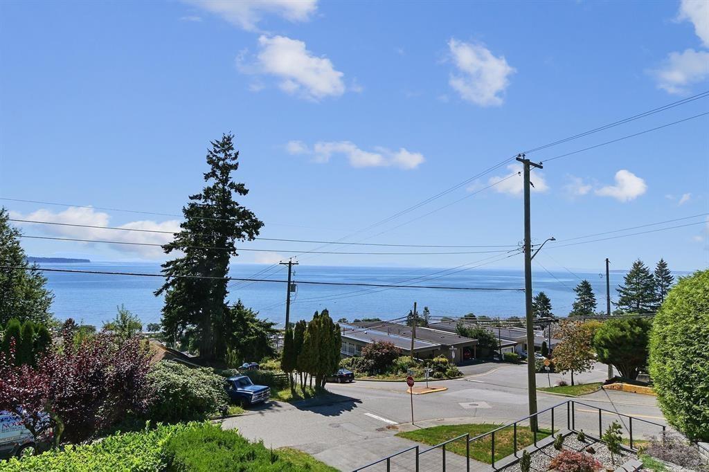 14815 HARDIE AVENUE, White Rock