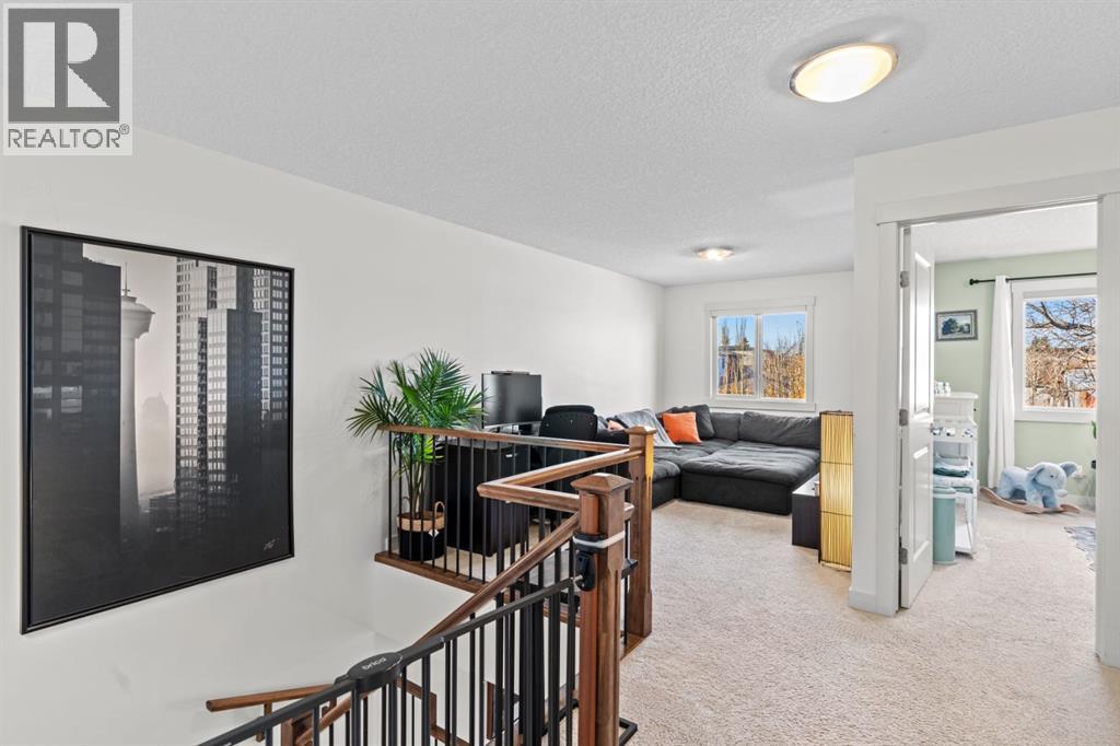 Single Family House for Sale in   Street NE Winston Heights/Mountview Calgary 