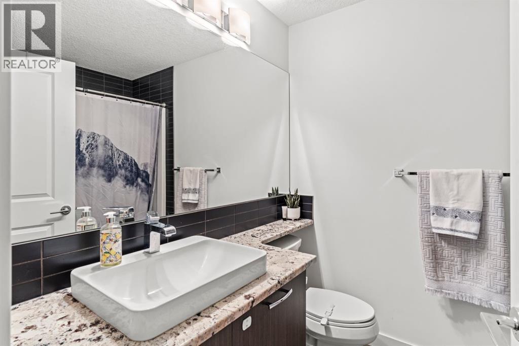 Single Family House for Sale in   Street NE Winston Heights/Mountview Calgary 