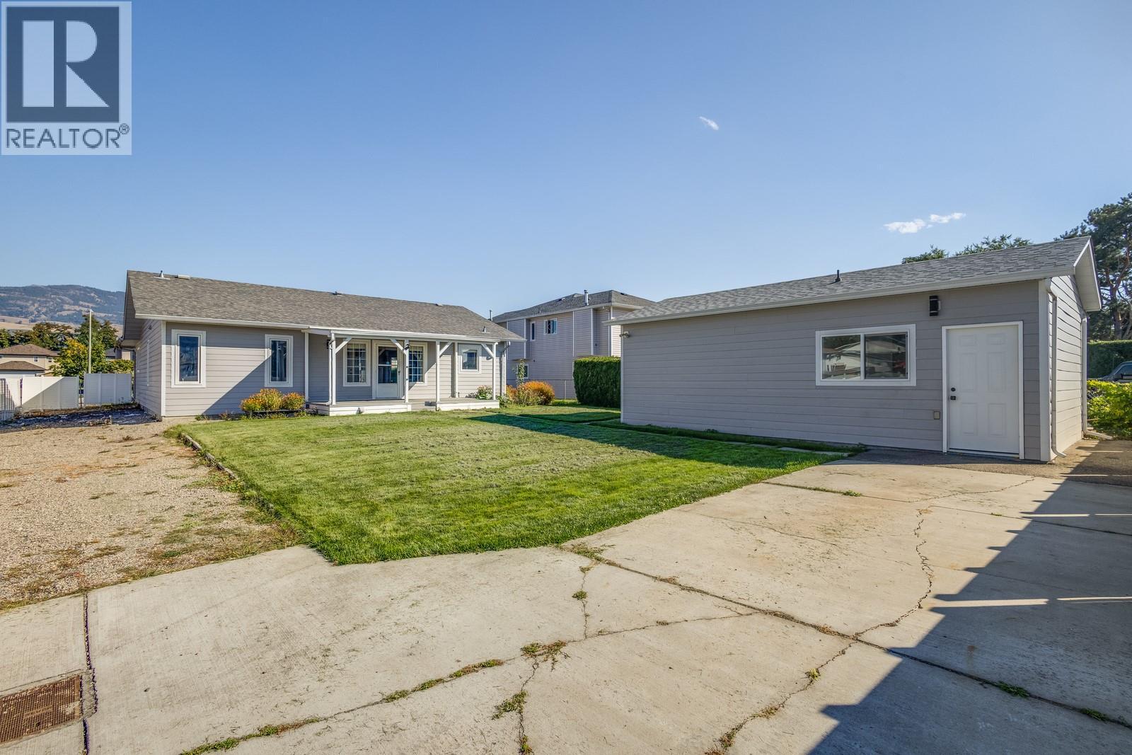  796 Hollywood Road North, Kelowna