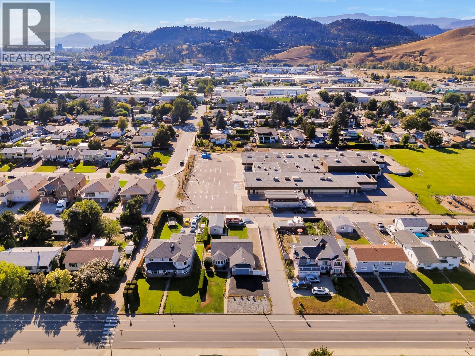  796 Hollywood Road North, Kelowna