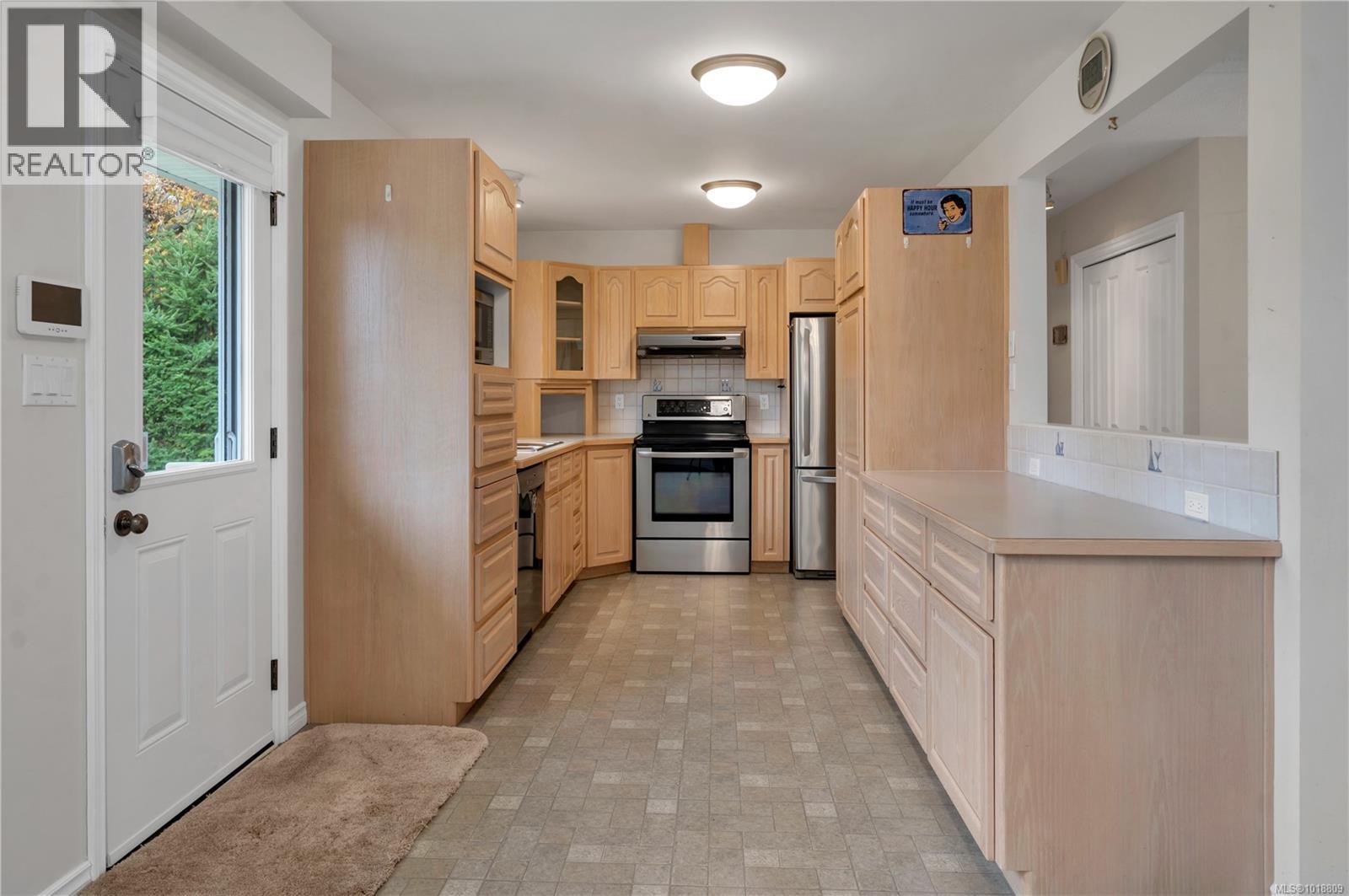 774 Ash St, Campbell River