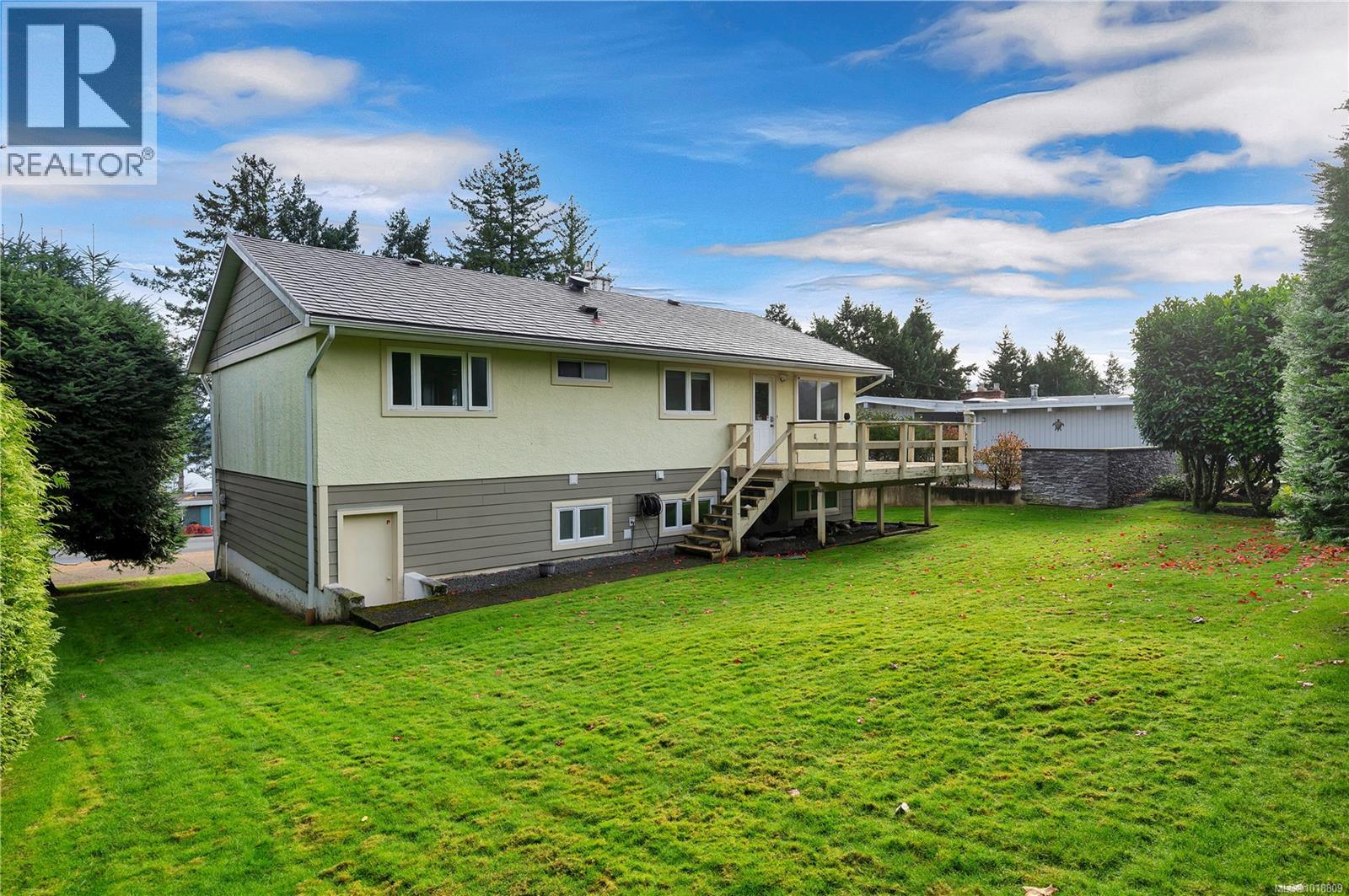 774 Ash St, Campbell River