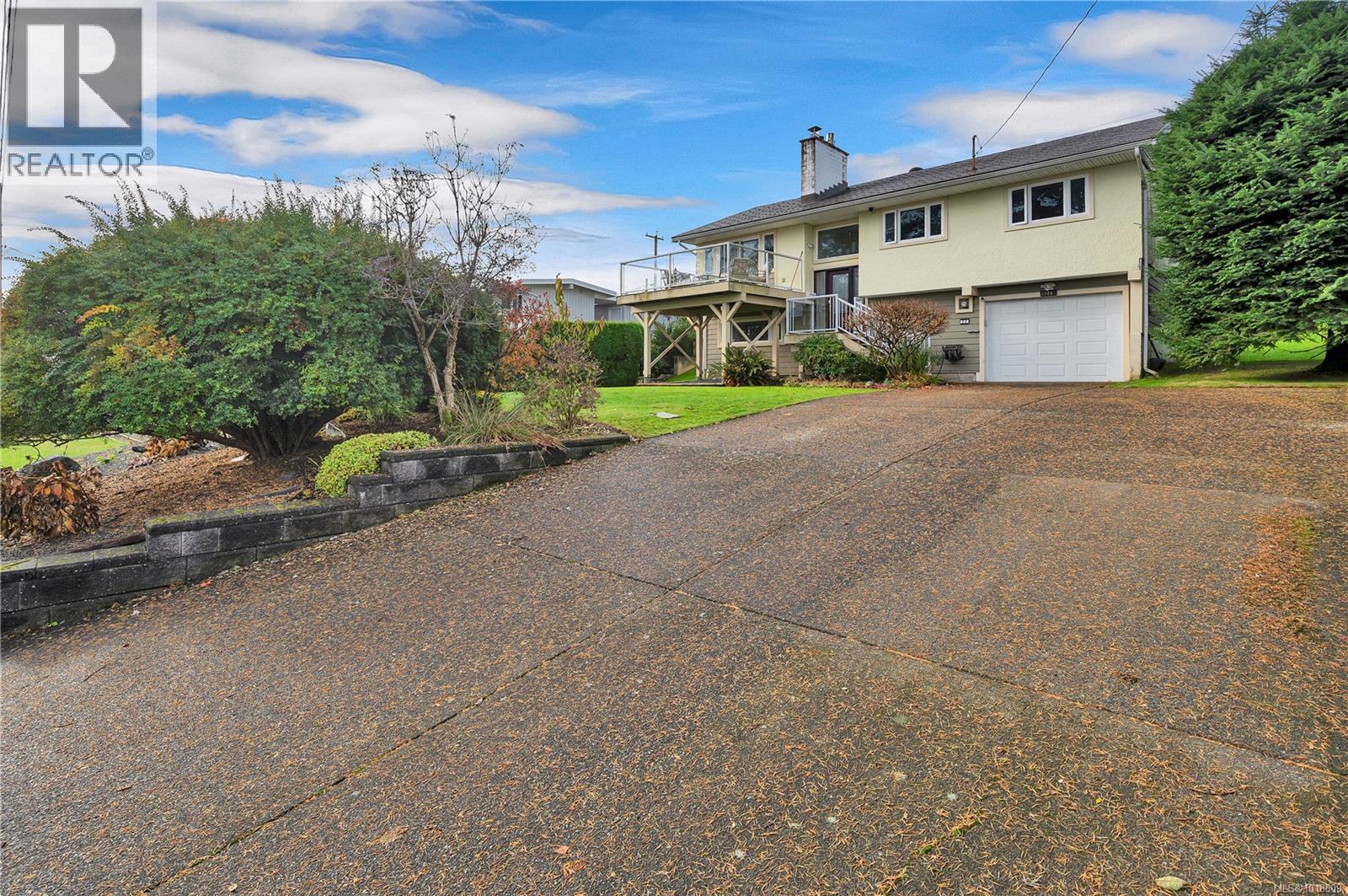 774 Ash St, Campbell River