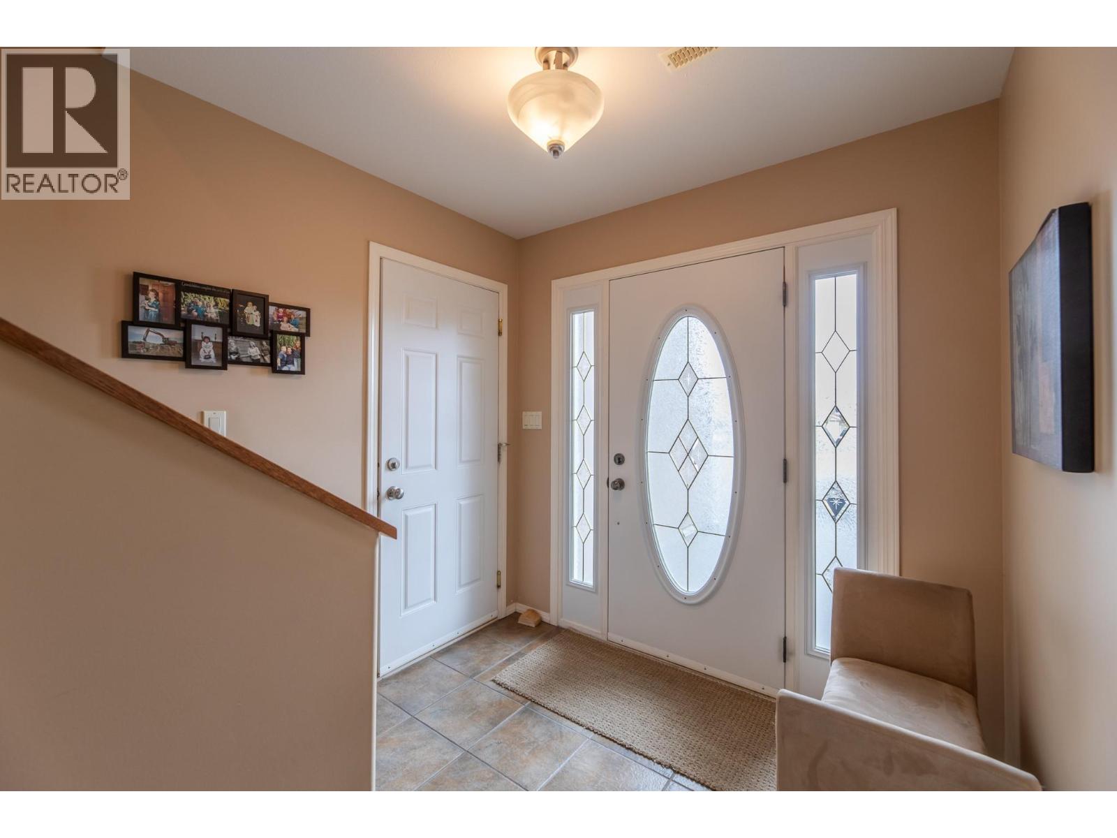 11908 La Costa Lane, Osoyoos