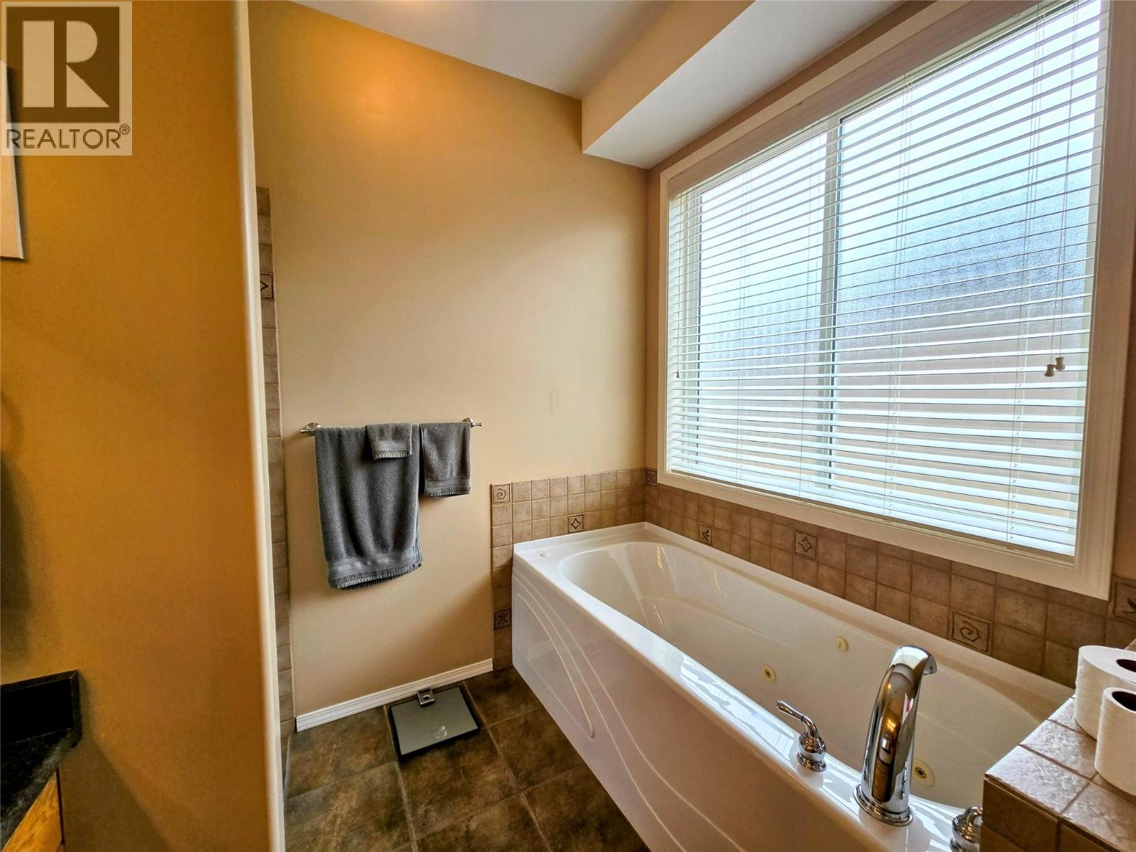 11908 La Costa Lane, Osoyoos